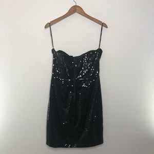 🧵 Forever 21 Sequin Strapless Dress
